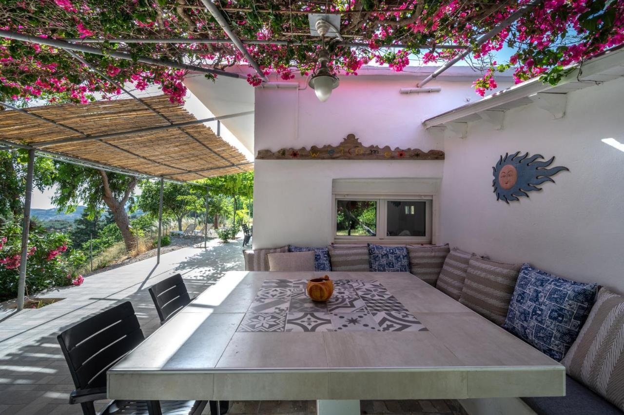 Vrisidia Cottage - Nature, Seaview & Relax 普拉基亚斯 外观 照片