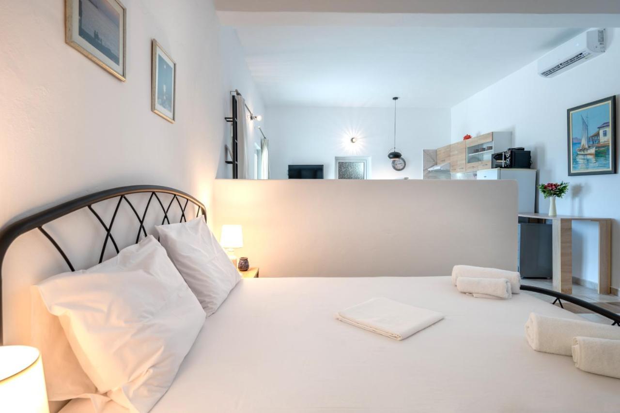 Vrisidia Cottage - Nature, Seaview & Relax 普拉基亚斯 外观 照片